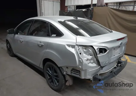 2018 Ford Focus Se z USA, uszkodzony, nr VIN 1FADP3FE0JL270854